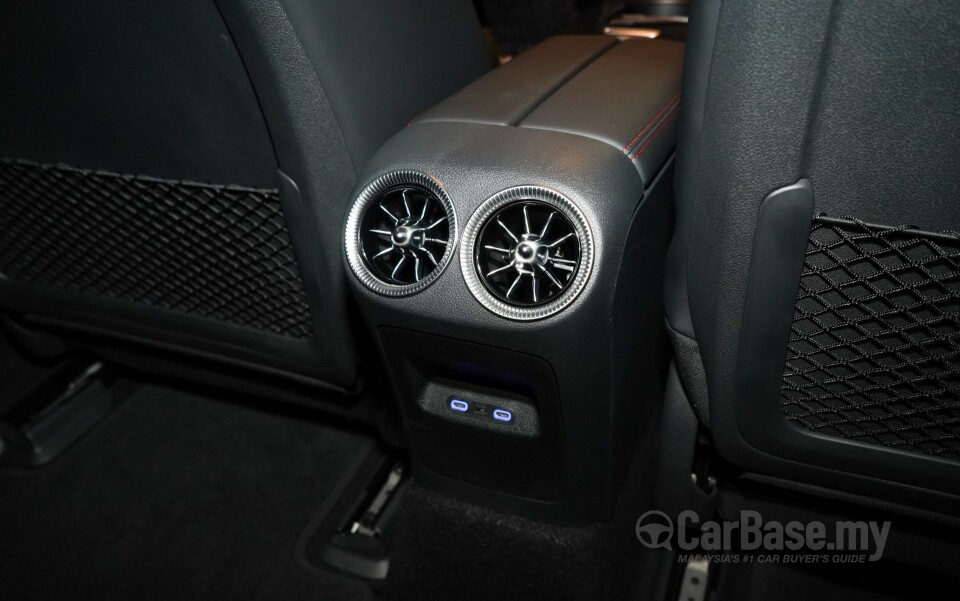Mercedes-Benz CLA Electric C174 (2026) Interior