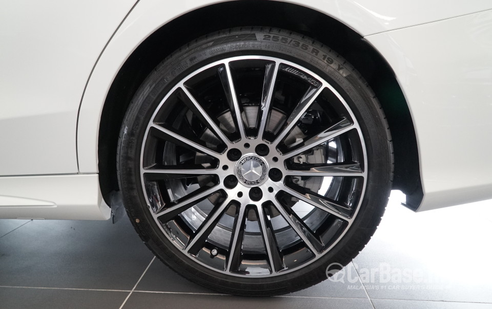 Mercedes-Benz C-Class W205 (2014) Exterior