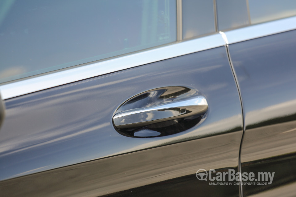 Mercedes-Benz C-Class W205 (2014) Exterior