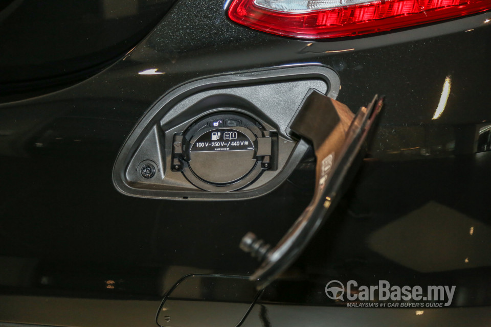 Mercedes-Benz C-Class W205 (2014) Exterior