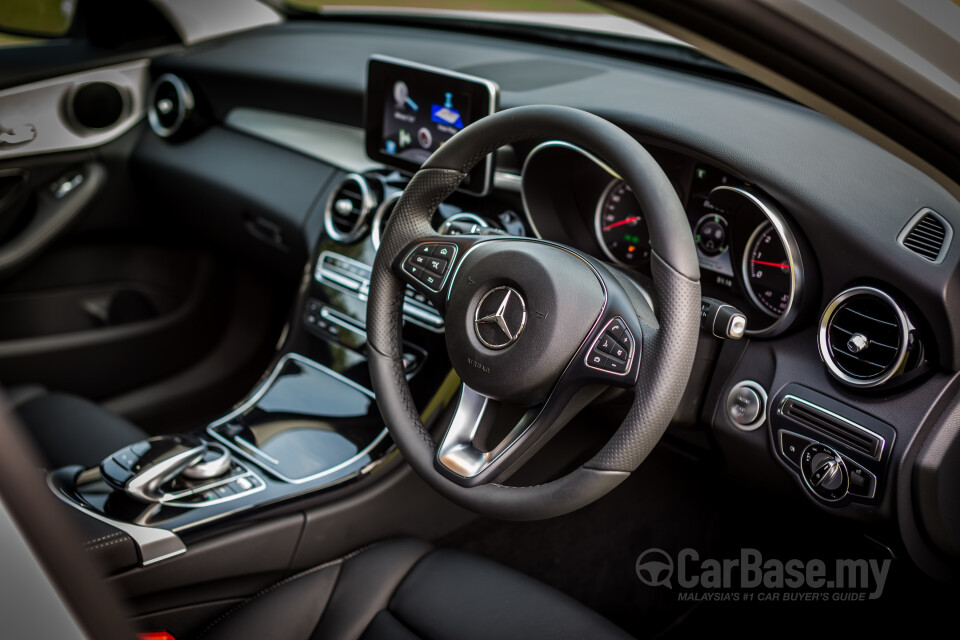 MINI Clubman F54 (2016) Interior