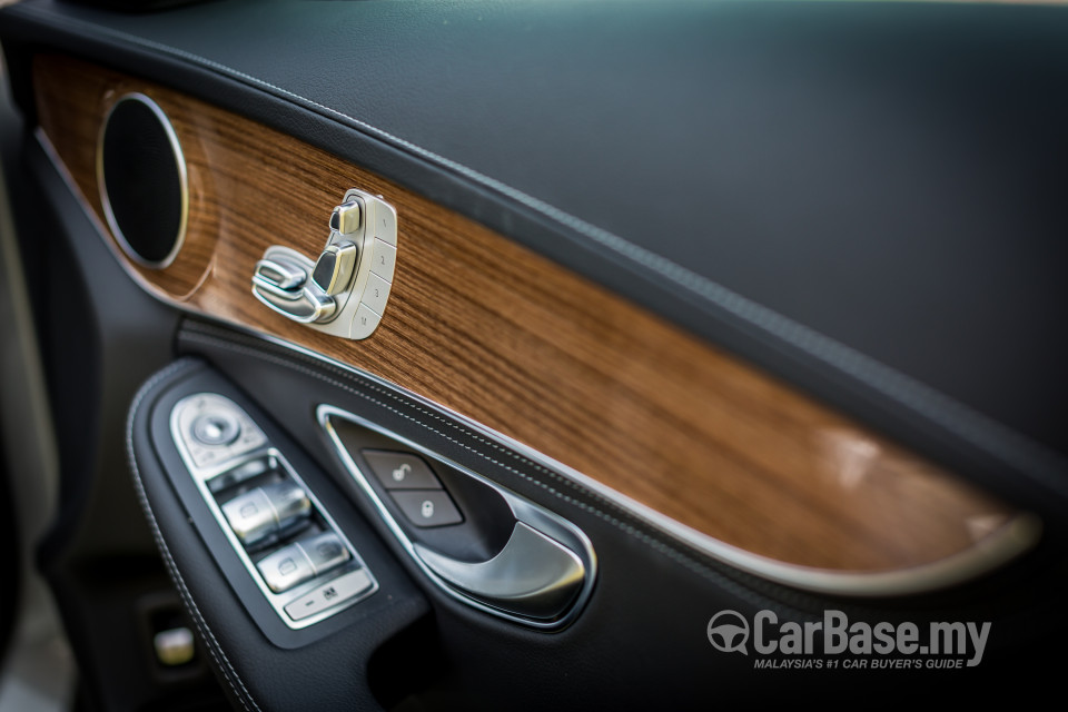 Mercedes-Benz C-Class W205 (2014) Interior