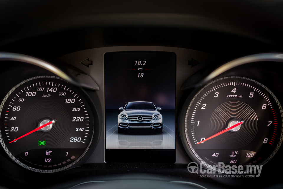 Mercedes-Benz C-Class W205 (2014) Interior