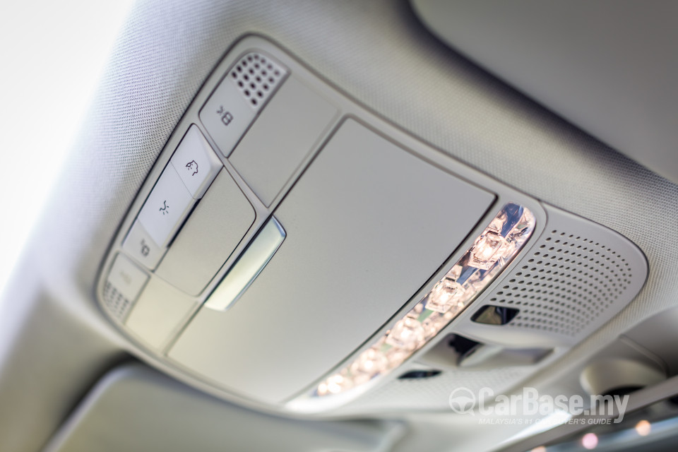 Mercedes-Benz C-Class W205 (2014) Interior