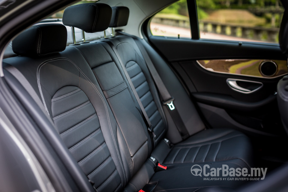 Mercedes-Benz C-Class W205 (2014) Interior
