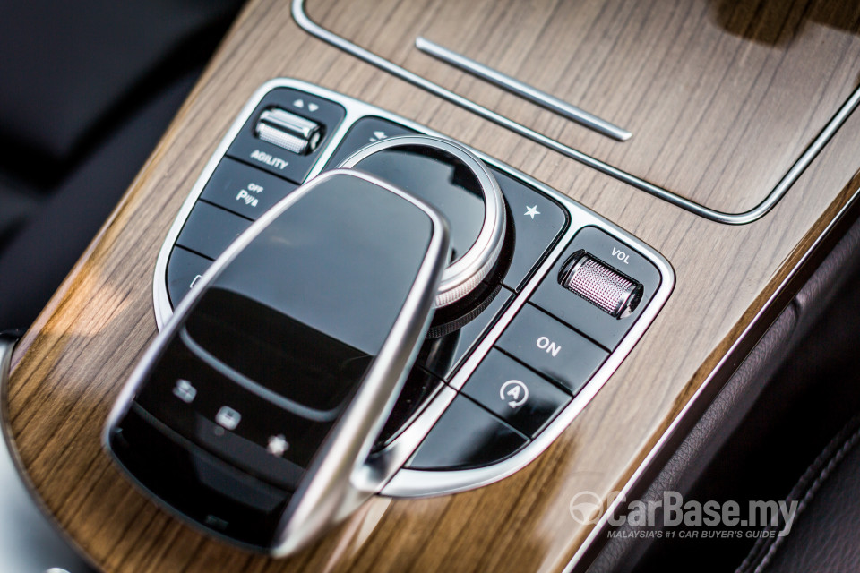 Mercedes-Benz C-Class W205 (2014) Interior