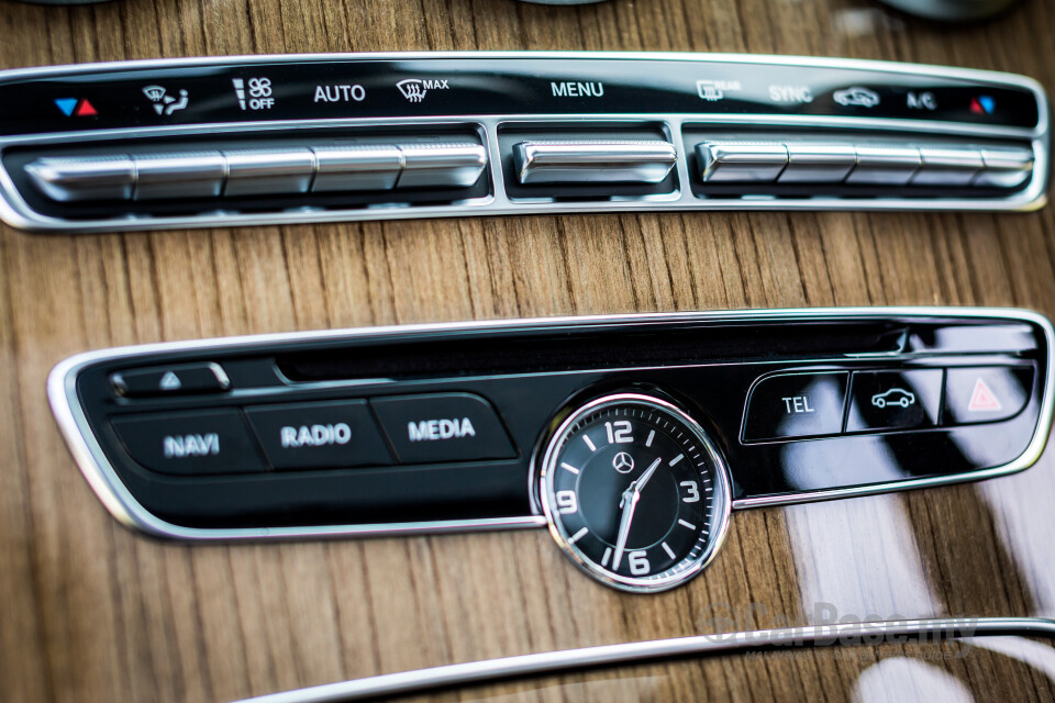 Audi A4 B9 (2016) Interior