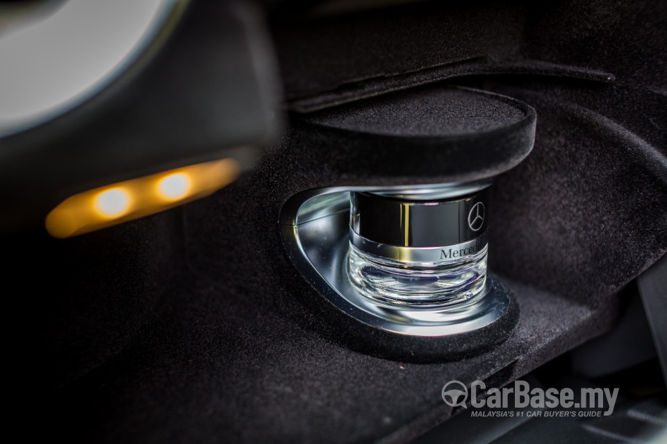 Mercedes-Benz C-Class W205 (2014) Interior