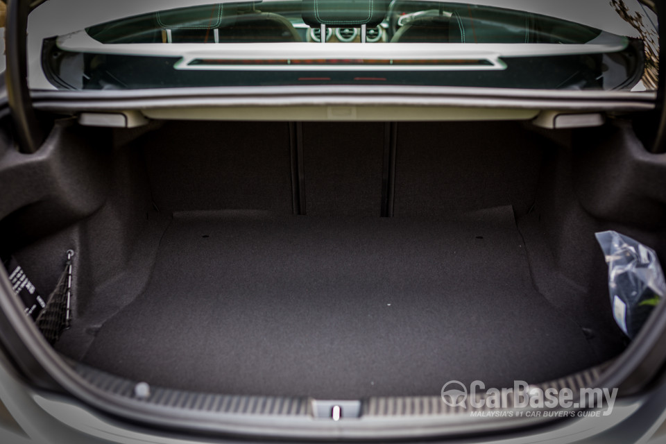 Mercedes-Benz C-Class W205 (2014) Interior