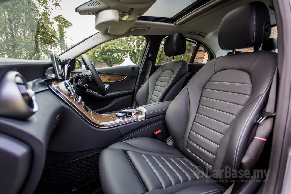 Lexus LS XF50 (2018) Interior