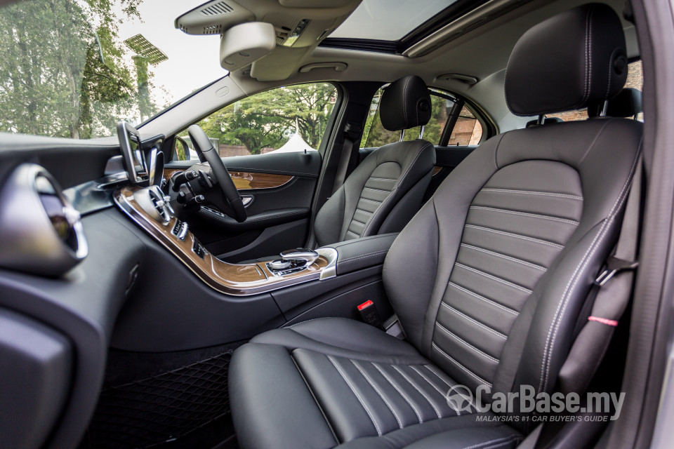 Mercedes-Benz C-Class W205 (2014) Interior