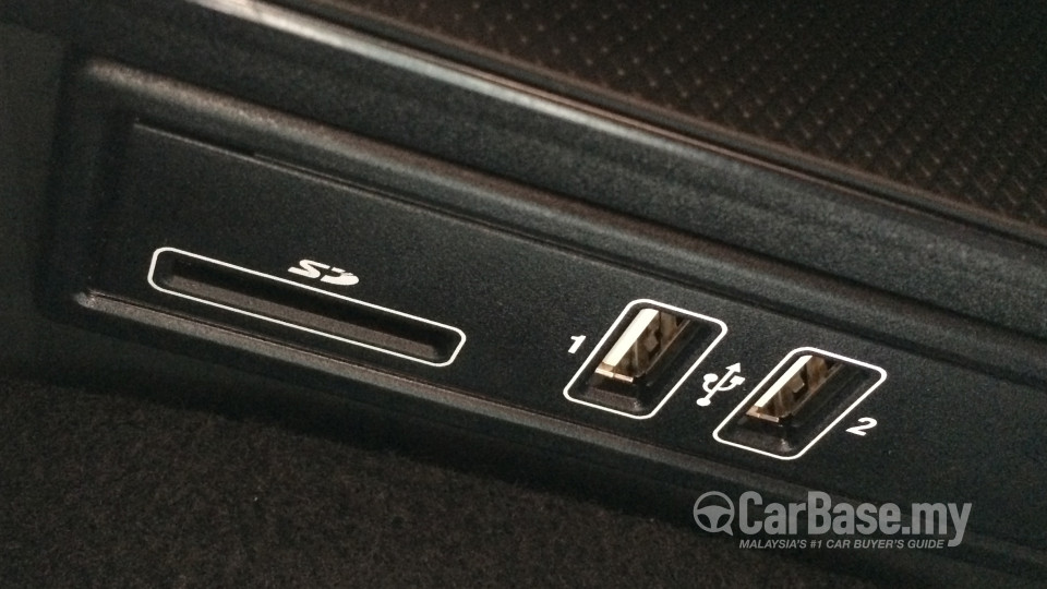 Mercedes-Benz C-Class W205 (2014) Interior