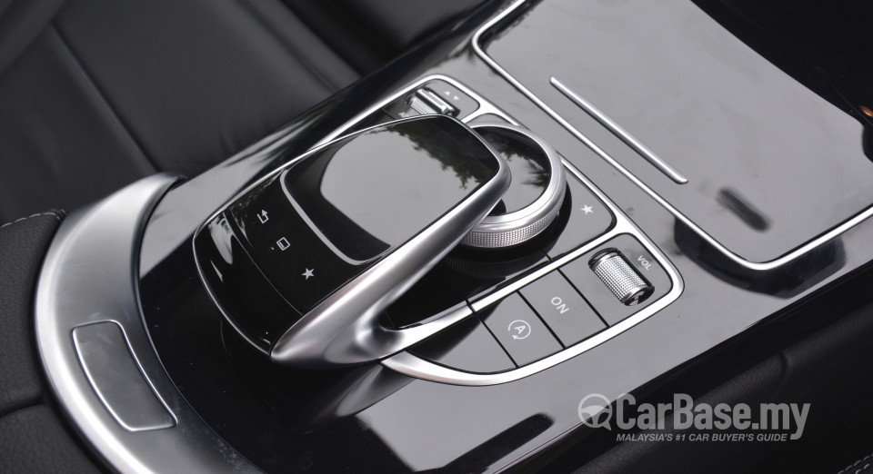 Mercedes-Benz C-Class W205 (2014) Interior