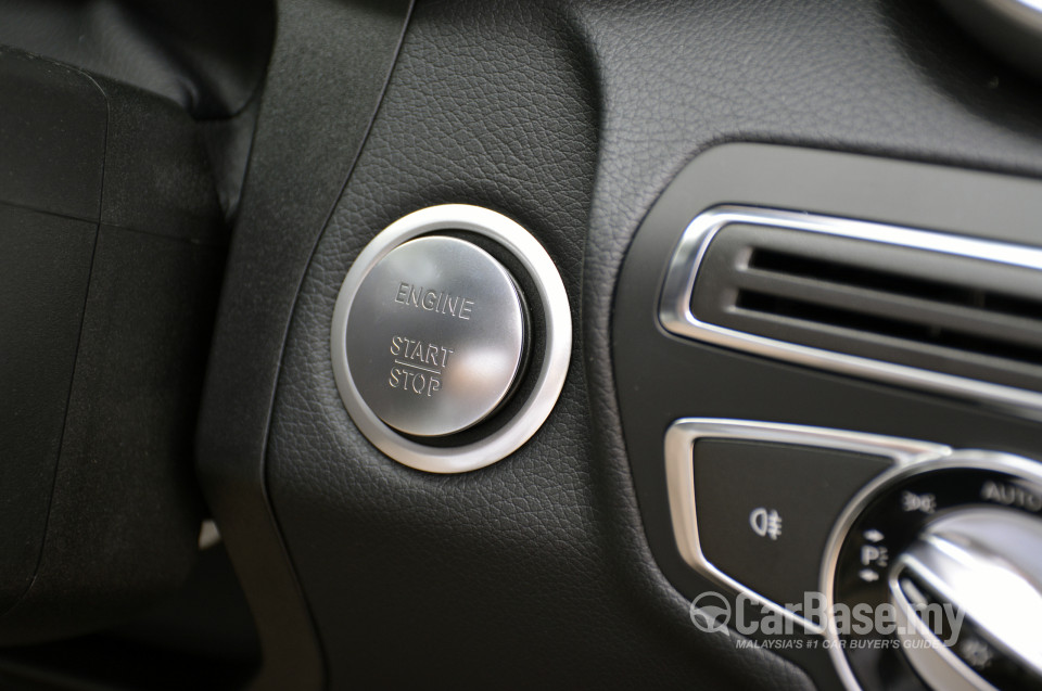 Mercedes-Benz C-Class W205 (2014) Interior