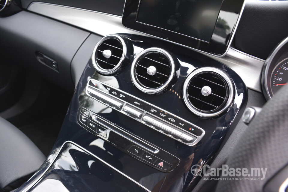 Mercedes-Benz C-Class W205 (2014) Interior