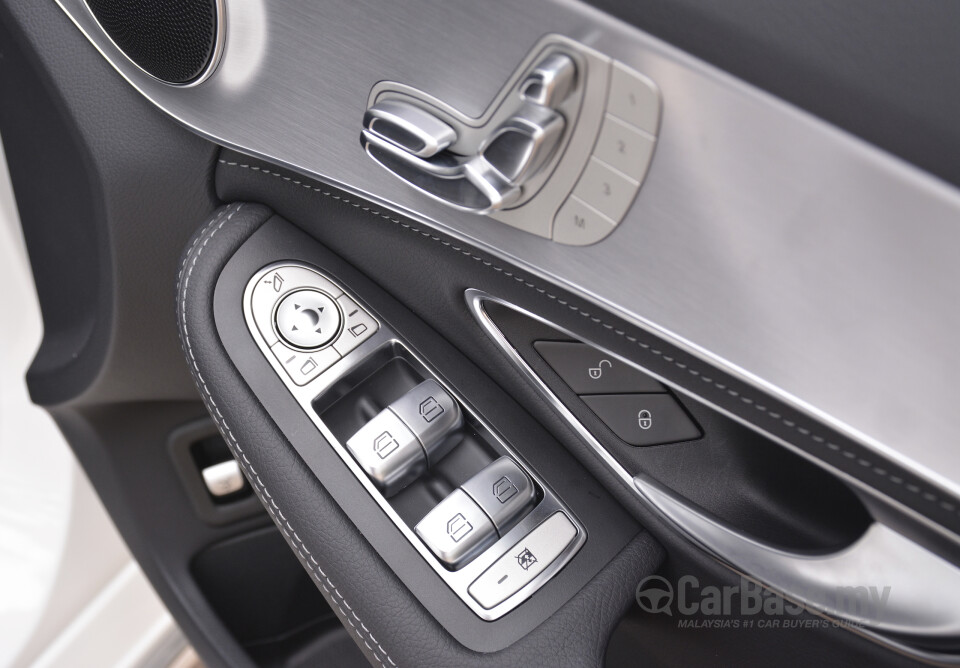 Audi Q5 FY (2019) Interior