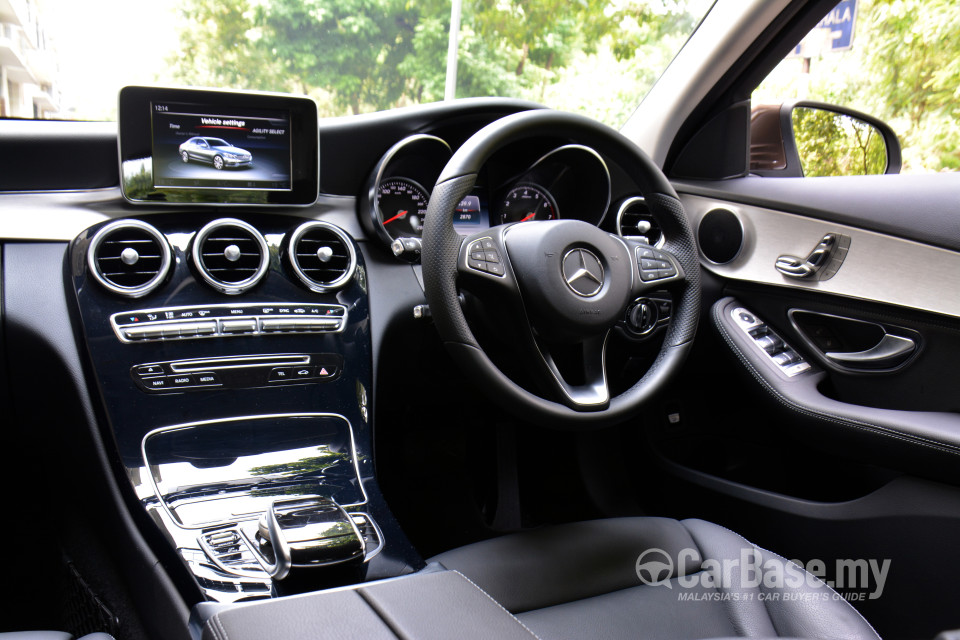 Mercedes-Benz C-Class W205 (2014) Interior