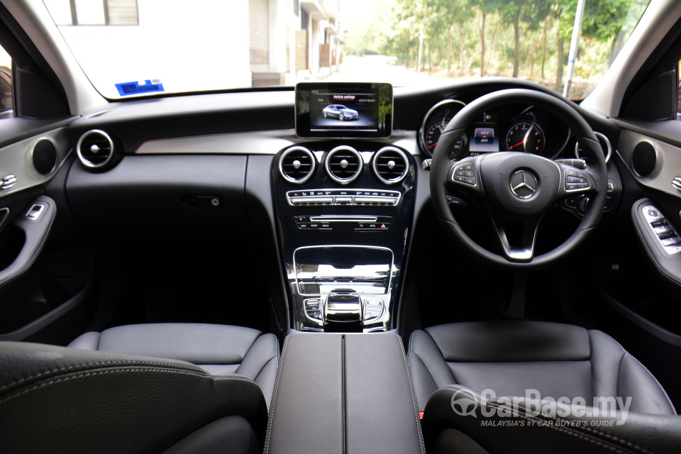 Mercedes-Benz C-Class W205 (2014) Interior