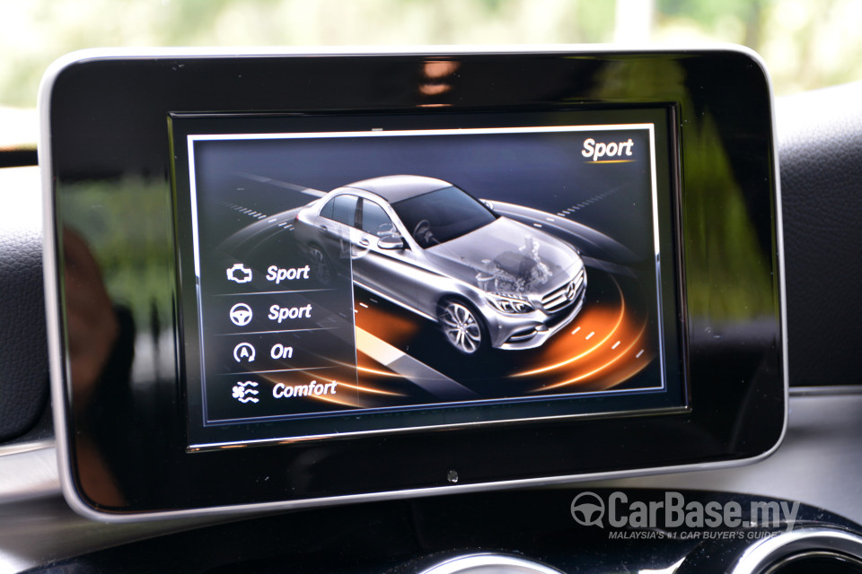 Mercedes-Benz C-Class W205 (2014) Interior