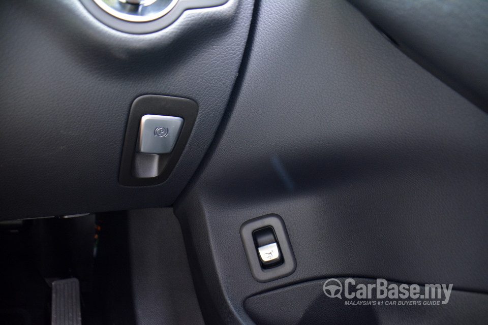 Mercedes-Benz C-Class W205 (2014) Interior