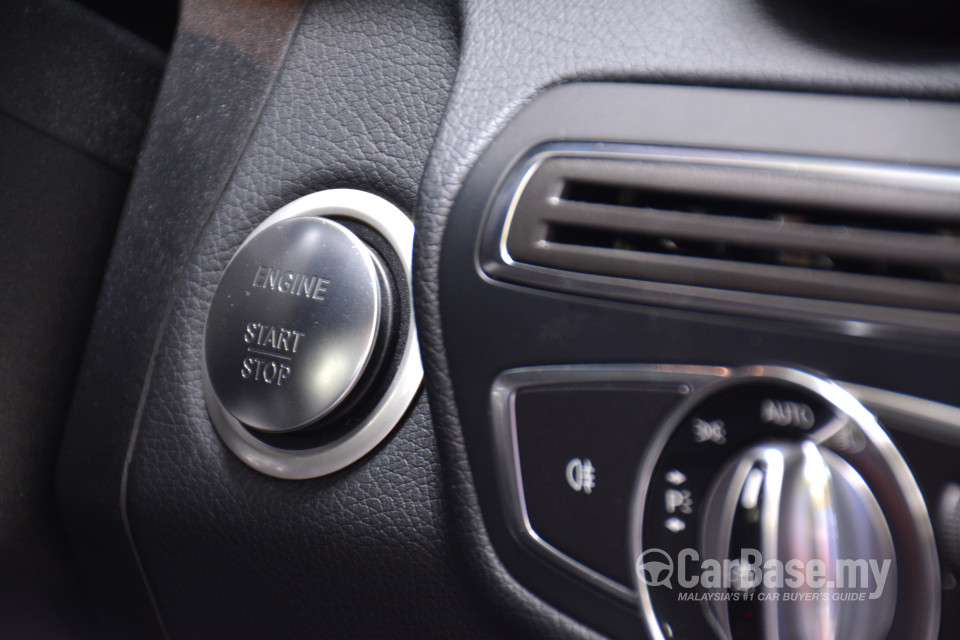 Mercedes-Benz C-Class W205 (2014) Interior