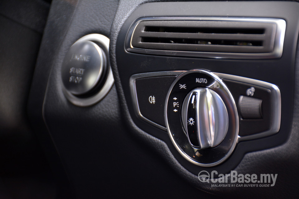 Mercedes-Benz C-Class W205 (2014) Interior