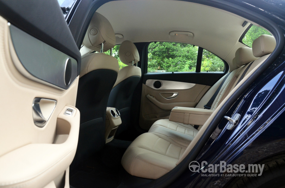Mercedes-Benz C-Class W205 (2014) Interior