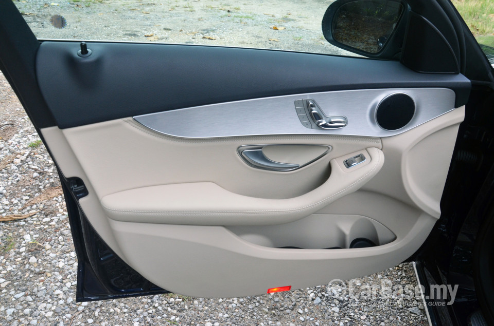 Mercedes-Benz C-Class W205 (2014) Interior