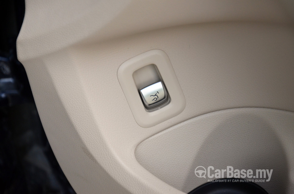 Mercedes-Benz C-Class W205 (2014) Interior