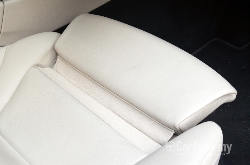 Mercedes-Benz C-Class W205 (2014) Interior