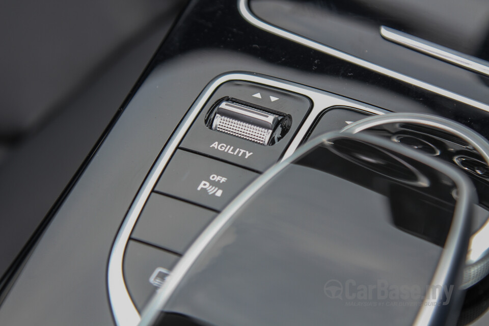 Audi Q5 FY (2019) Interior