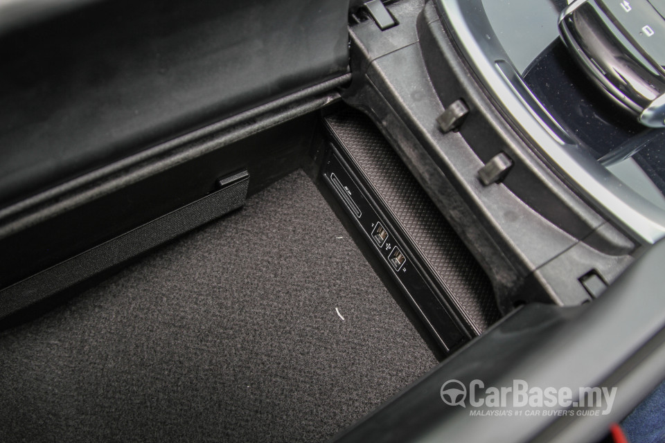 Mercedes-Benz C-Class W205 (2014) Interior