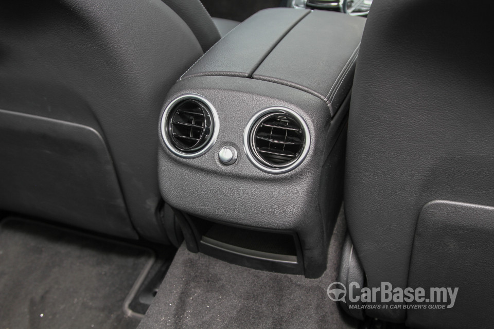 Mercedes-Benz C-Class W205 (2014) Interior