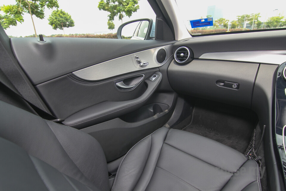 Volkswagen Vento Mk5 facelift (2016) Interior