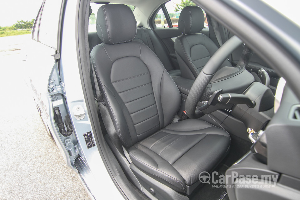 Mercedes-Benz C-Class W205 (2014) Interior