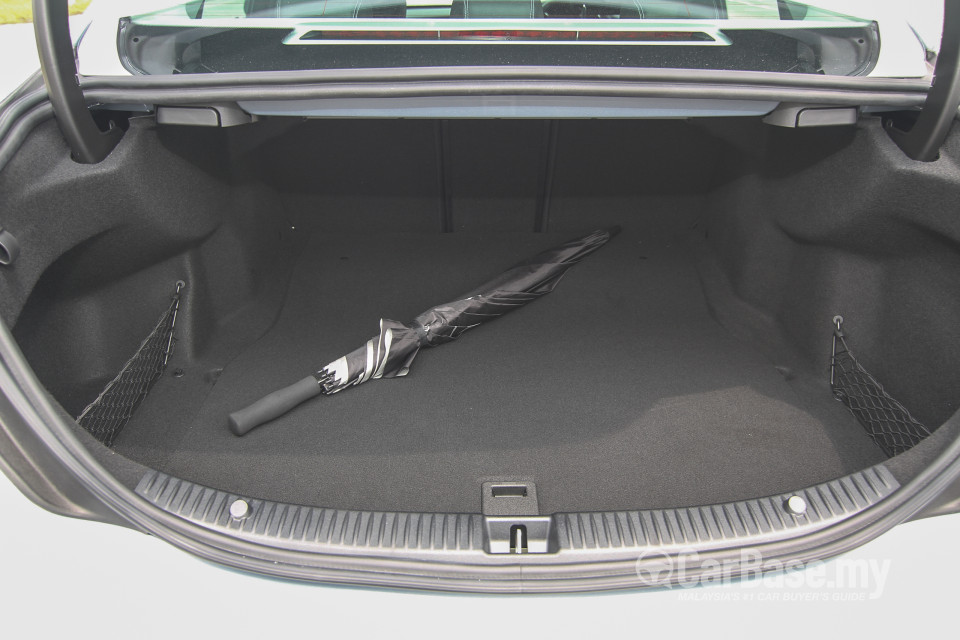 Mercedes-Benz C-Class W205 (2014) Interior