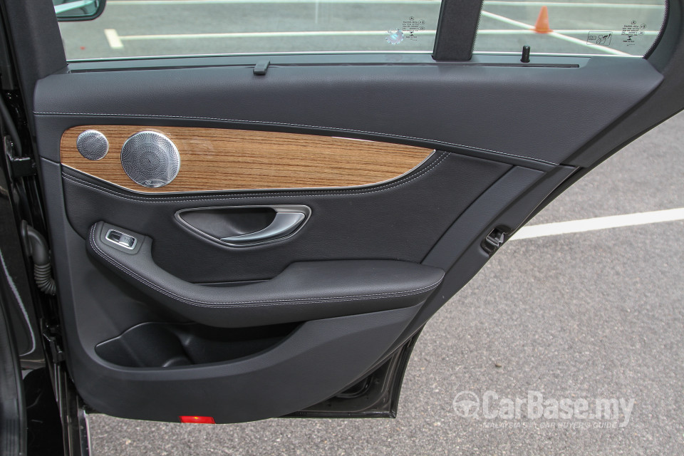 Mercedes-Benz C-Class W205 (2014) Interior