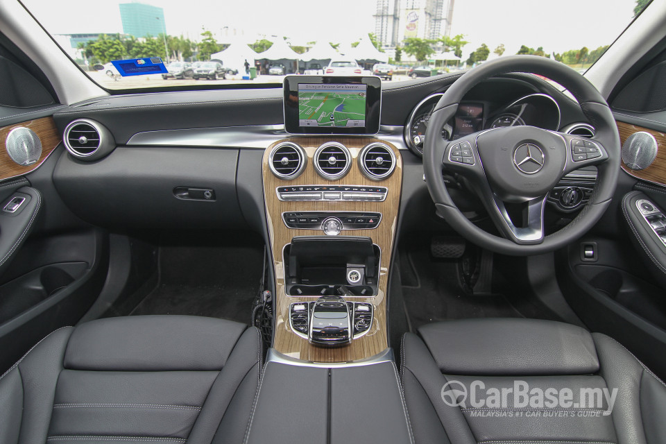 Mercedes-Benz C-Class W205 (2014) Interior