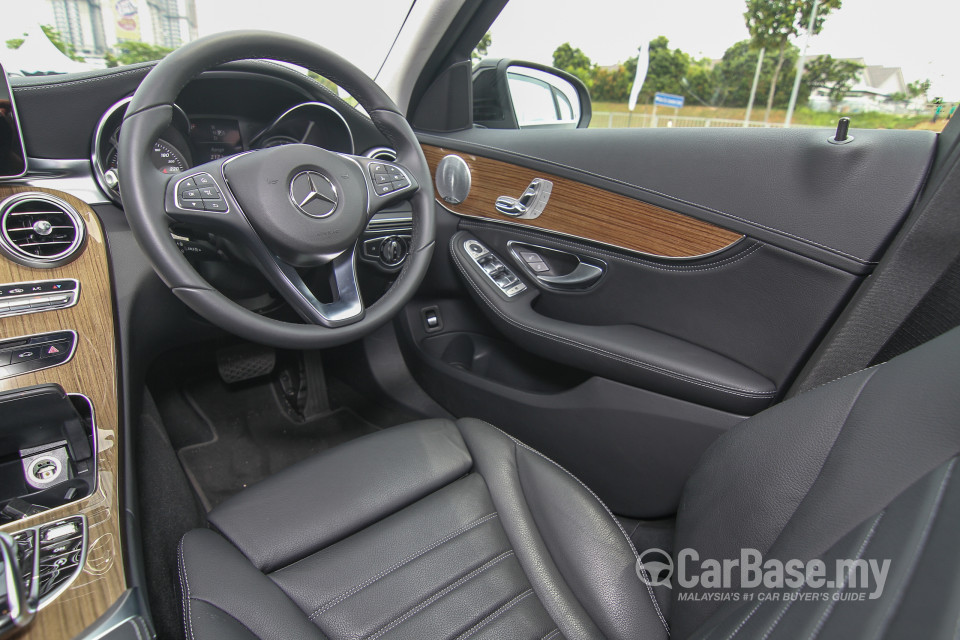Mercedes-Benz C-Class W205 (2014) Interior