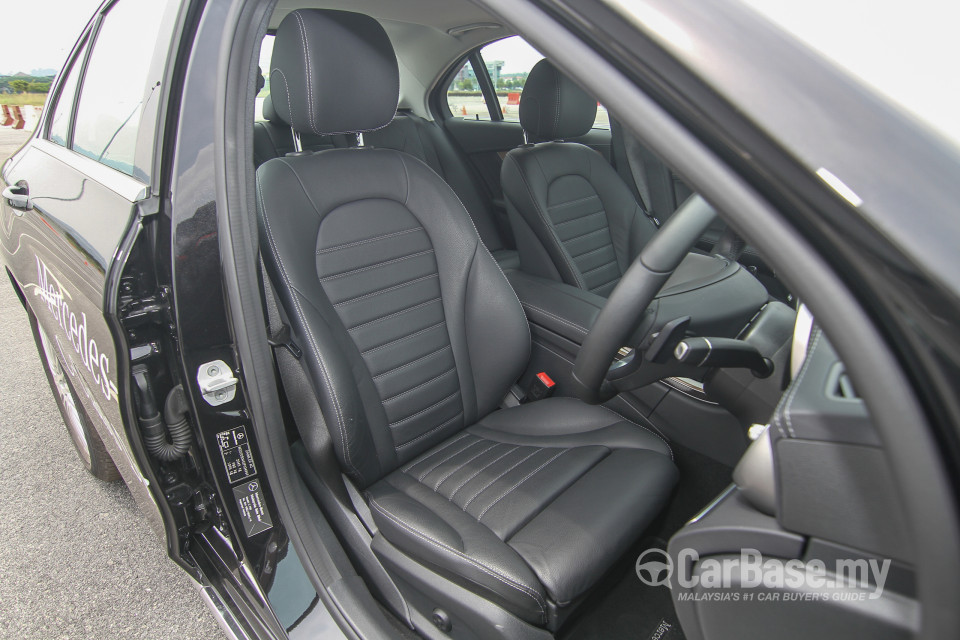 Mercedes-Benz C-Class W205 (2014) Interior