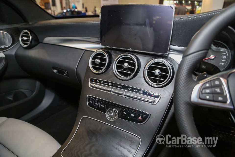 Mercedes-Benz C-Class W205 (2014) Interior