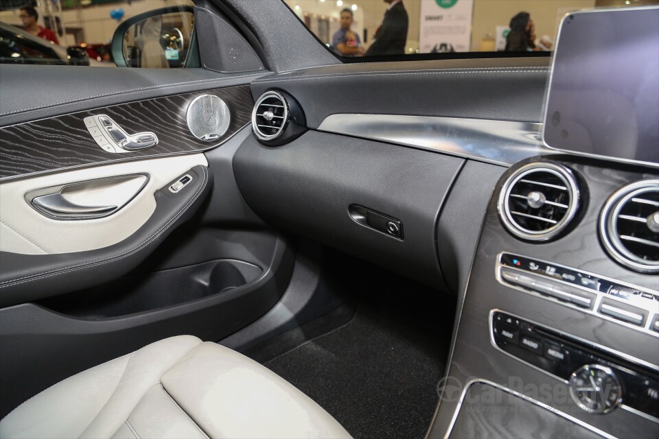 Ford Ranger T6 Facelift 2 (2018) Interior