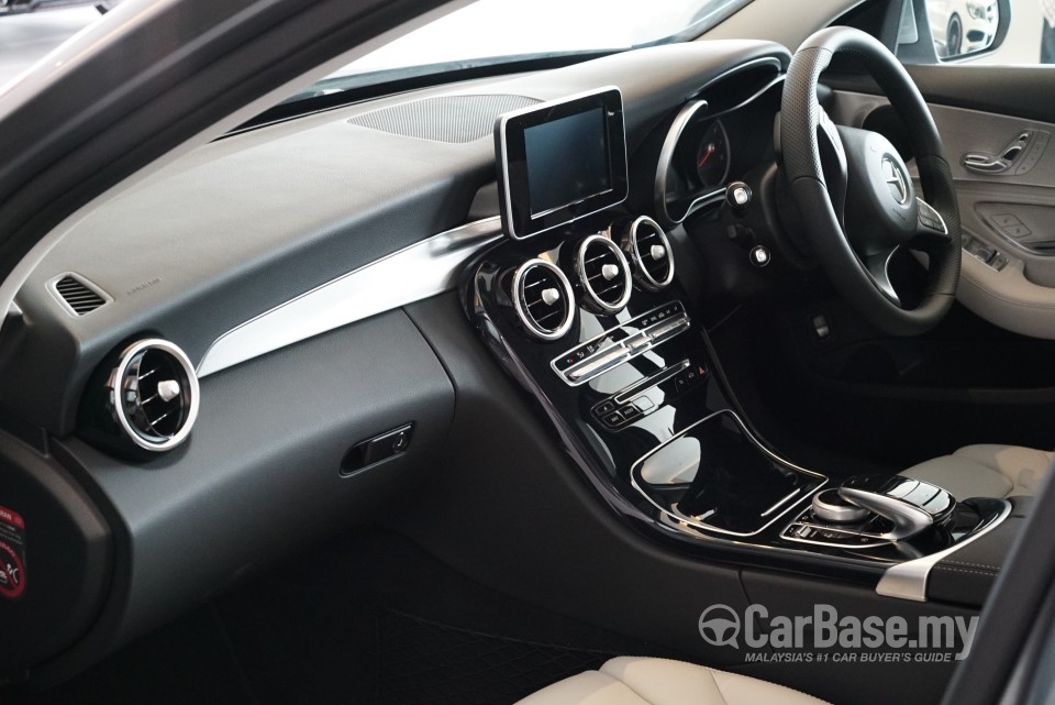 Mercedes-Benz C-Class W205 (2014) Interior