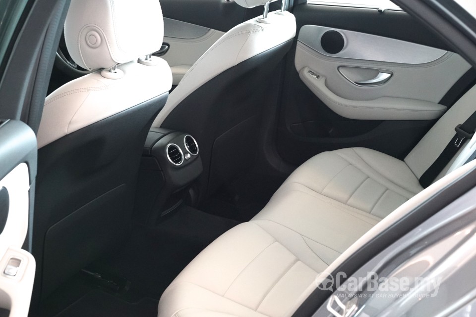 Mercedes-Benz C-Class W205 (2014) Interior