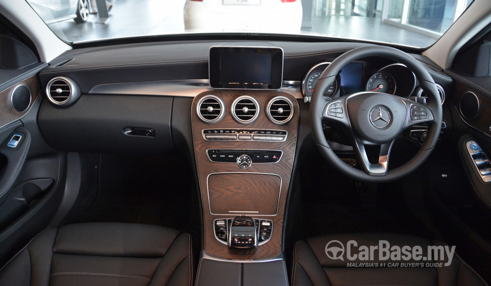 Mercedes-Benz C-Class W205 (2014) Interior