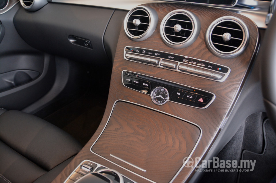 Mercedes-Benz C-Class W205 (2014) Interior