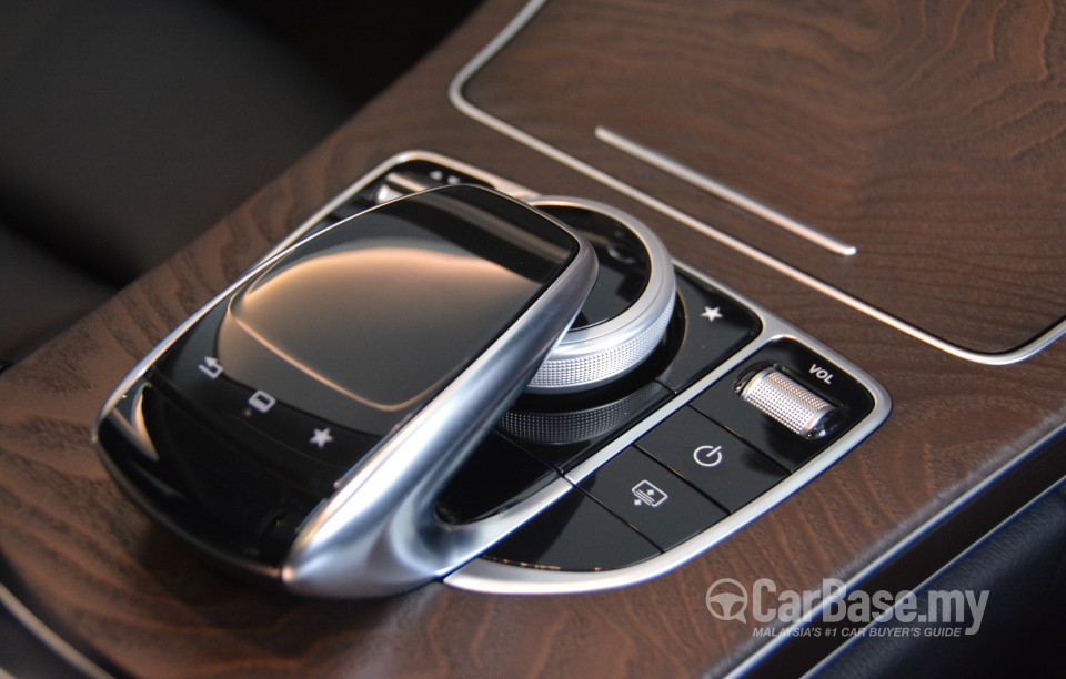 Mercedes-Benz C-Class W205 (2014) Interior