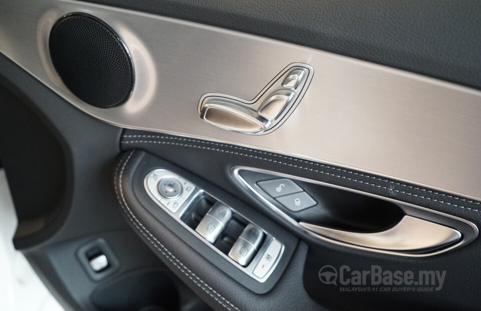 Chevrolet Cruze J300 (2012) Interior