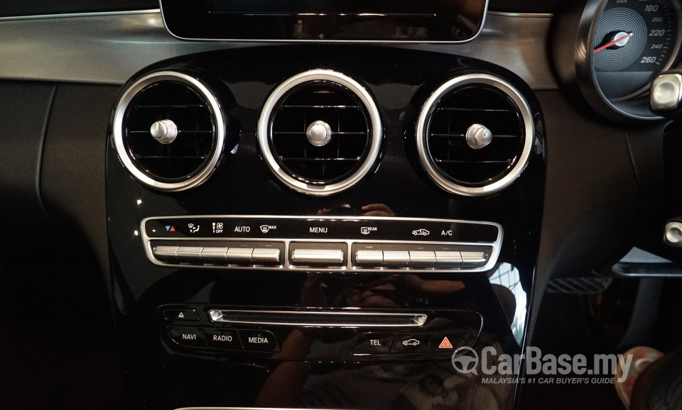 Mercedes-Benz C-Class W205 (2014) Interior