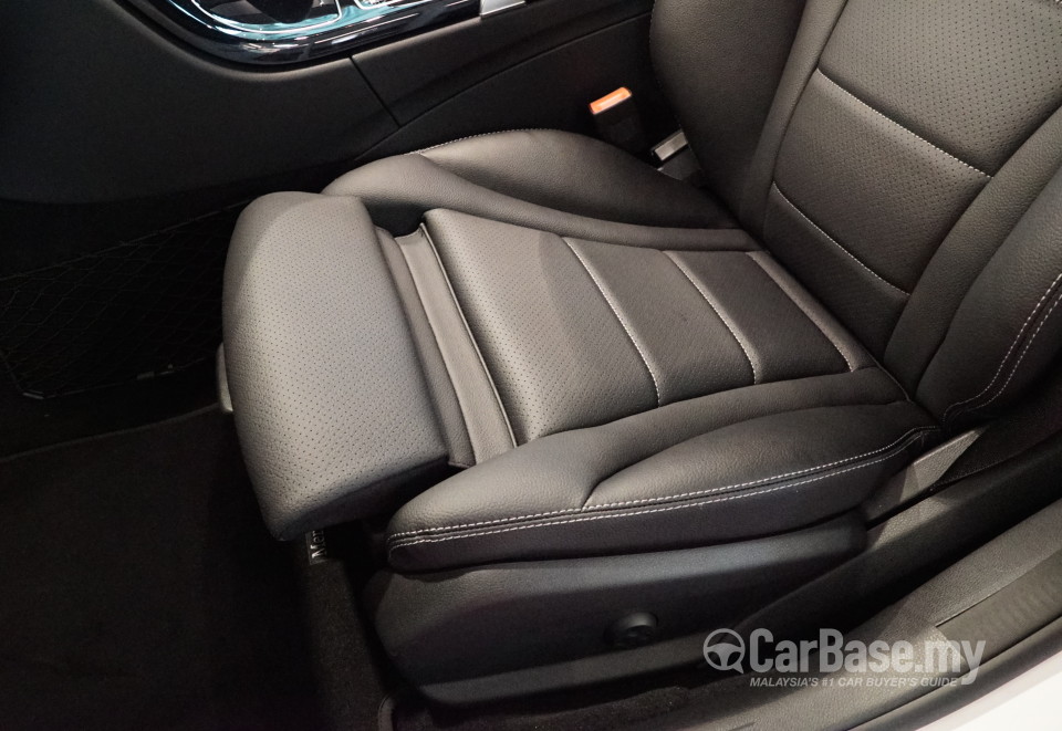 Mercedes-Benz C-Class W205 (2014) Interior